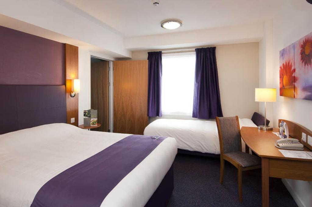 Premier Inn Newcastle Quayside Номер фото