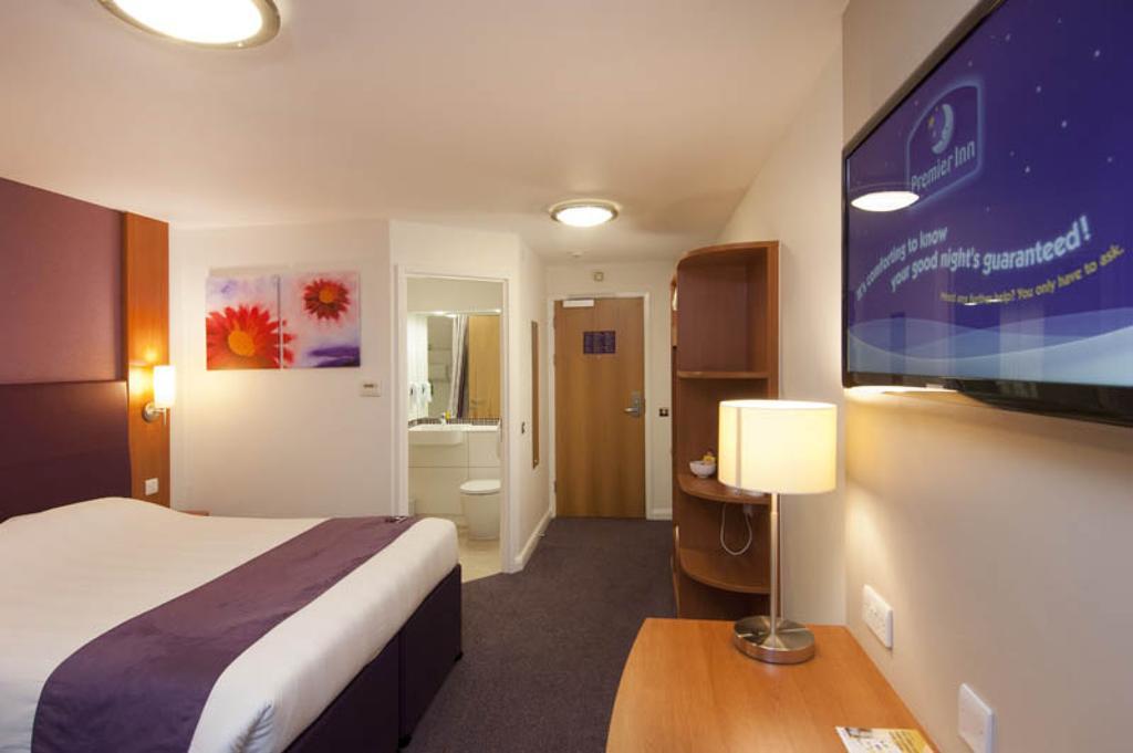 Premier Inn Newcastle Quayside Экстерьер фото