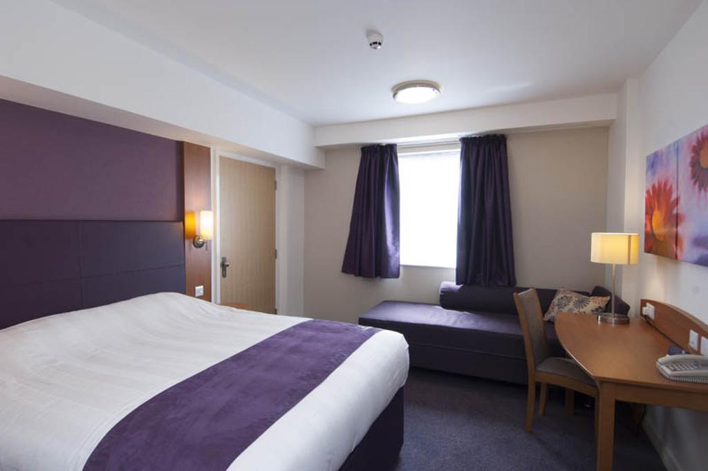 Premier Inn Newcastle Quayside Номер фото