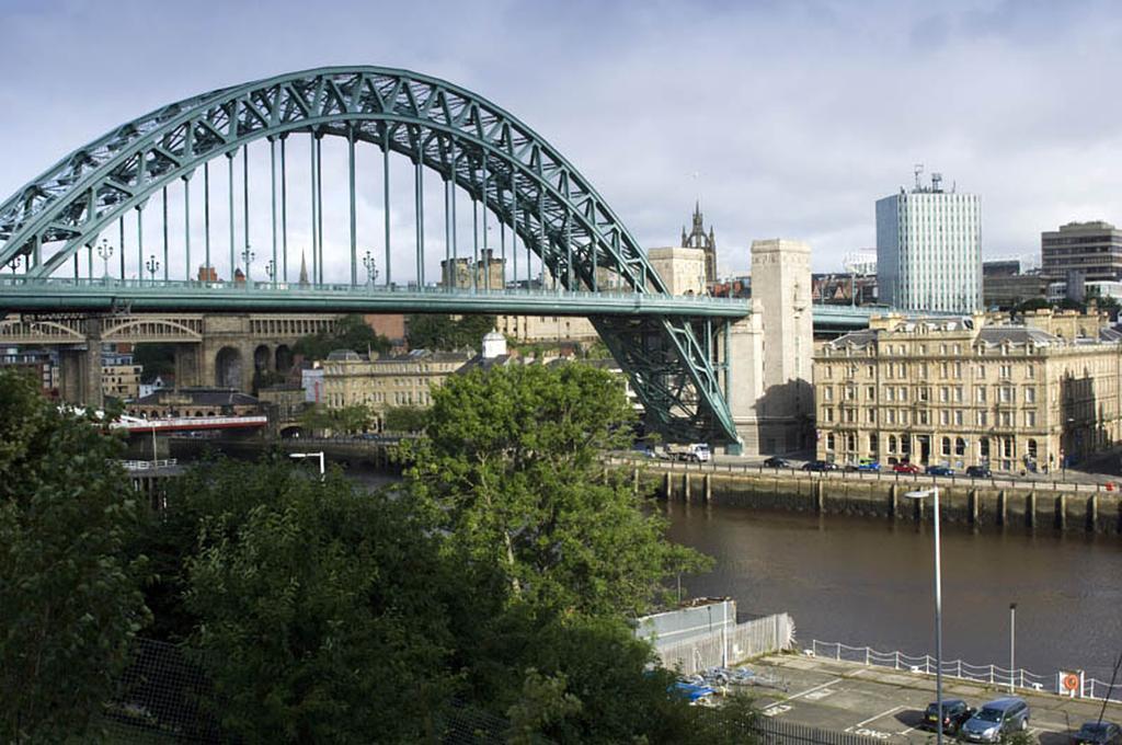 Premier Inn Newcastle Quayside Экстерьер фото
