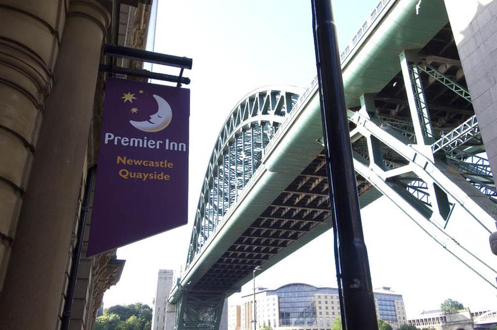 Premier Inn Newcastle Quayside Экстерьер фото